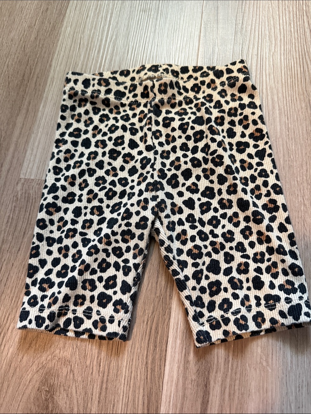 Leopard Print Biker Shorts - Beige/Tan